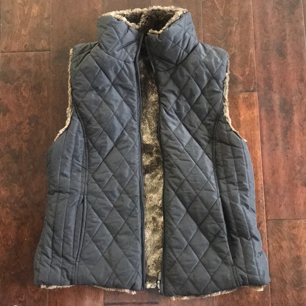 Weatherproof black Reversible faux fur vest NEW